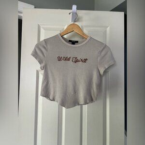 Forever 21 Wild Spirit Crop Top Women’s Medium Beige Short Sleeve Graphic Tee